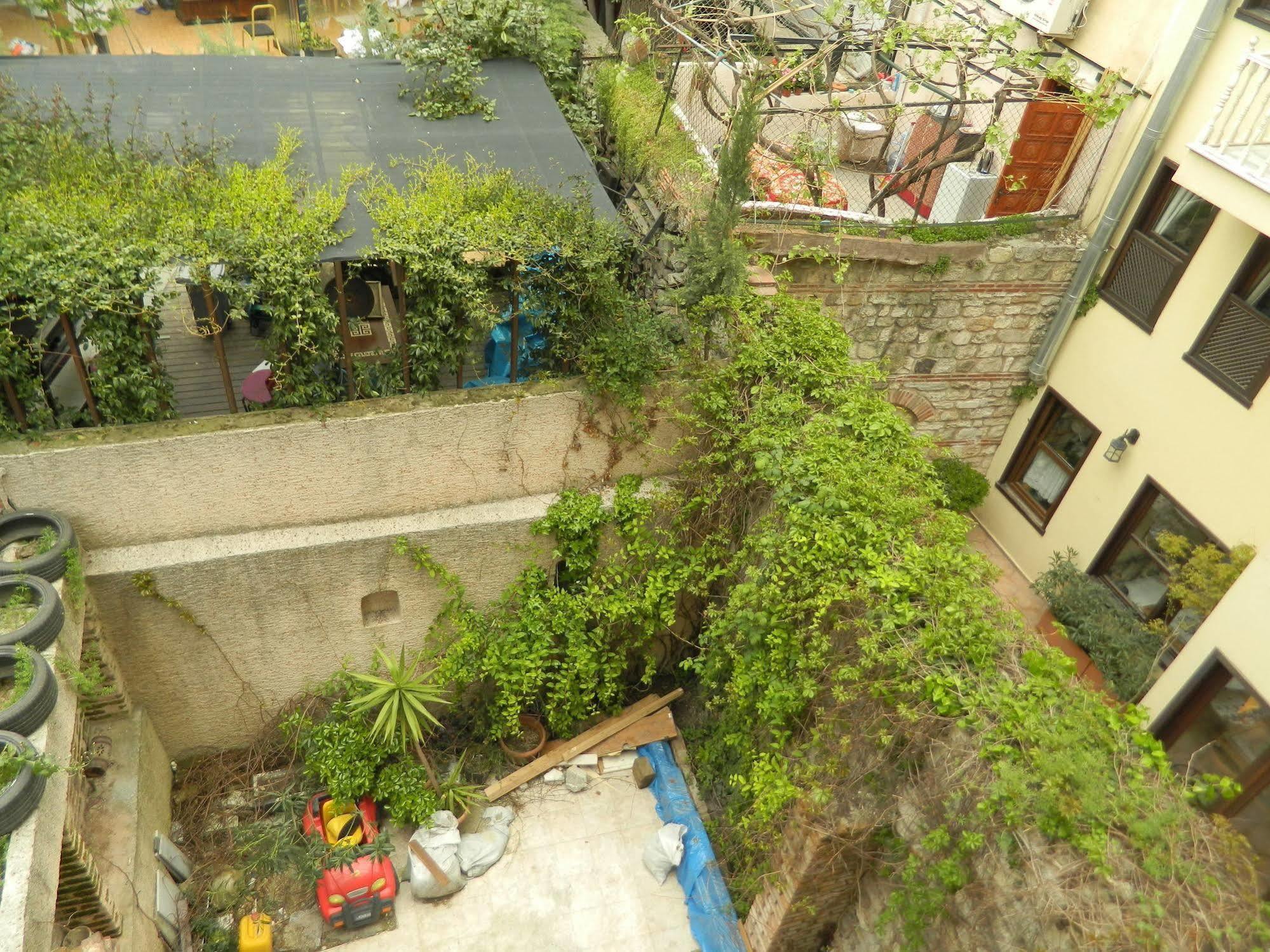 Apricot Hotel Istanbul Exterior photo