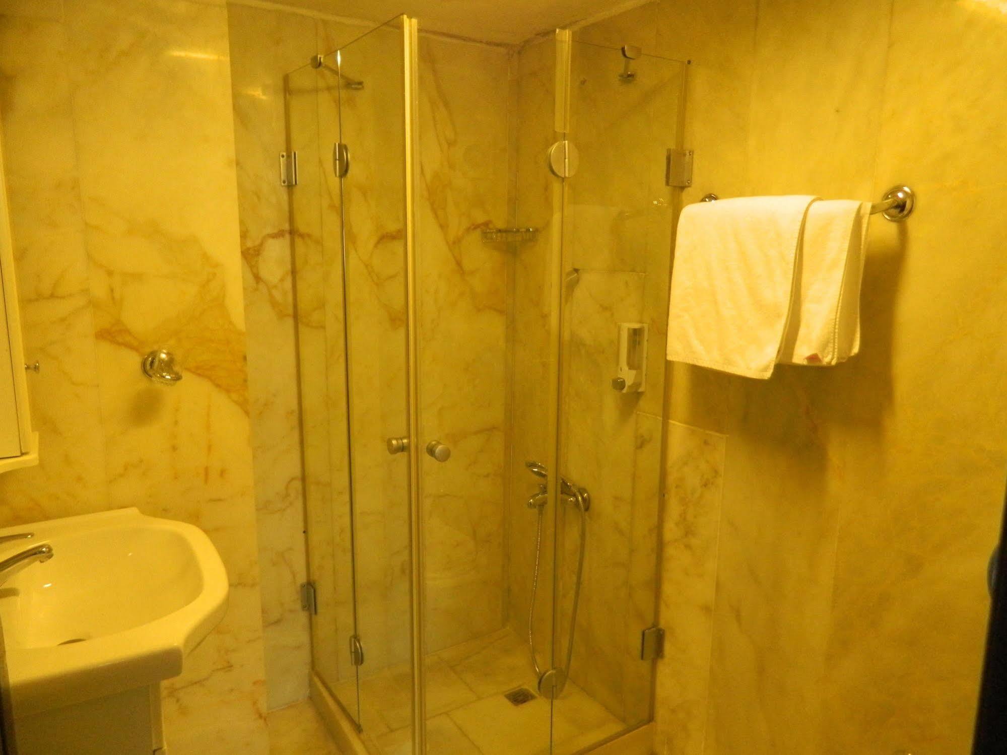 Apricot Hotel Istanbul Exterior photo